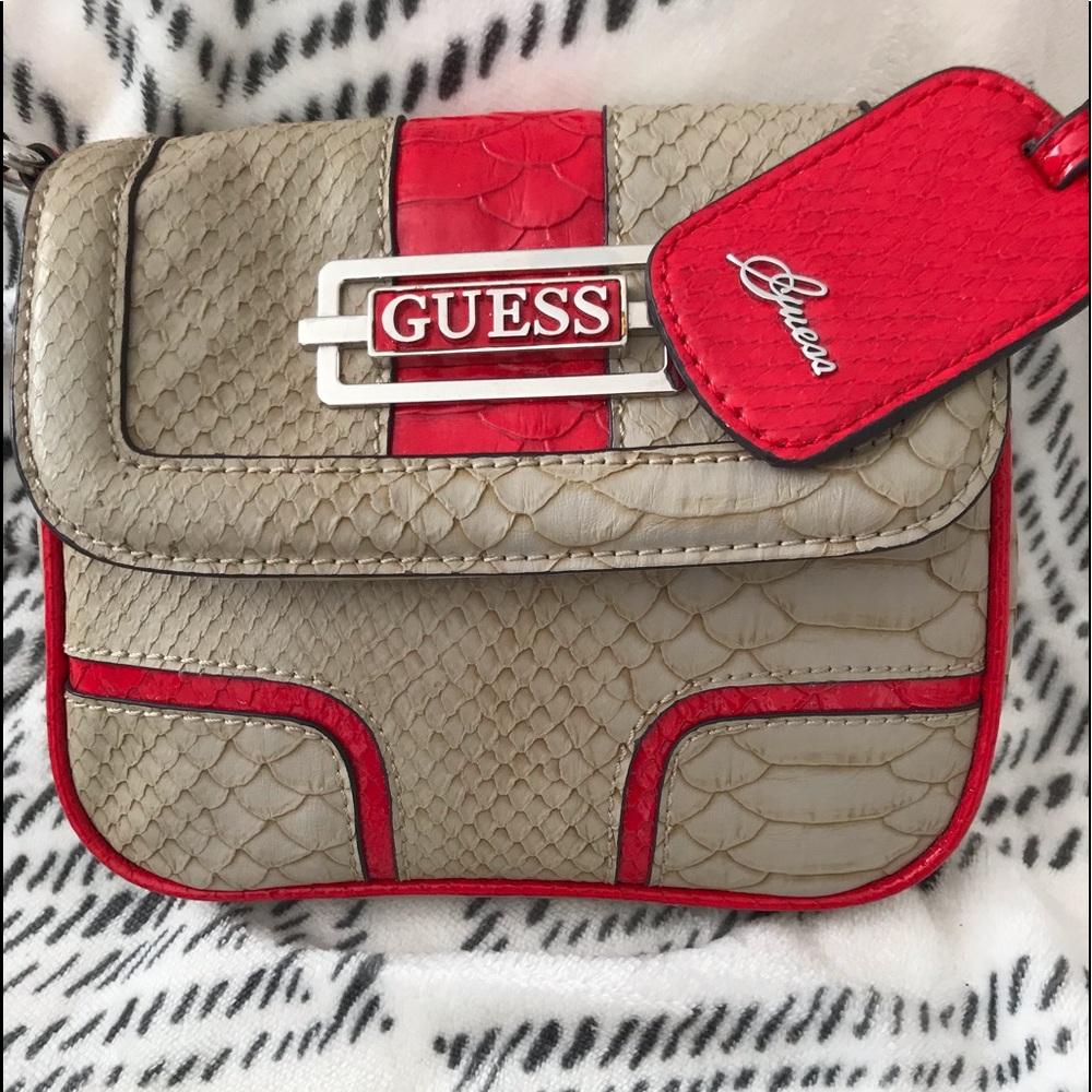 Cross body purse